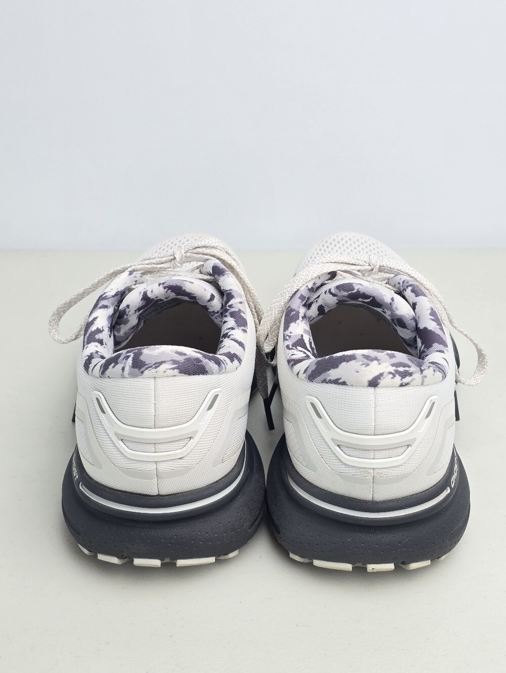 Brooks Ghost 15 Women's Size 7.5 Cushioned Running Shoes White/Ebony/Oyster - Picture 5 of 10